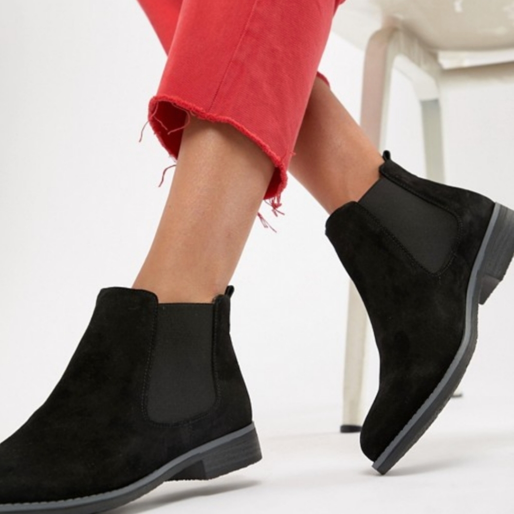 ASOS Chelsea Boots